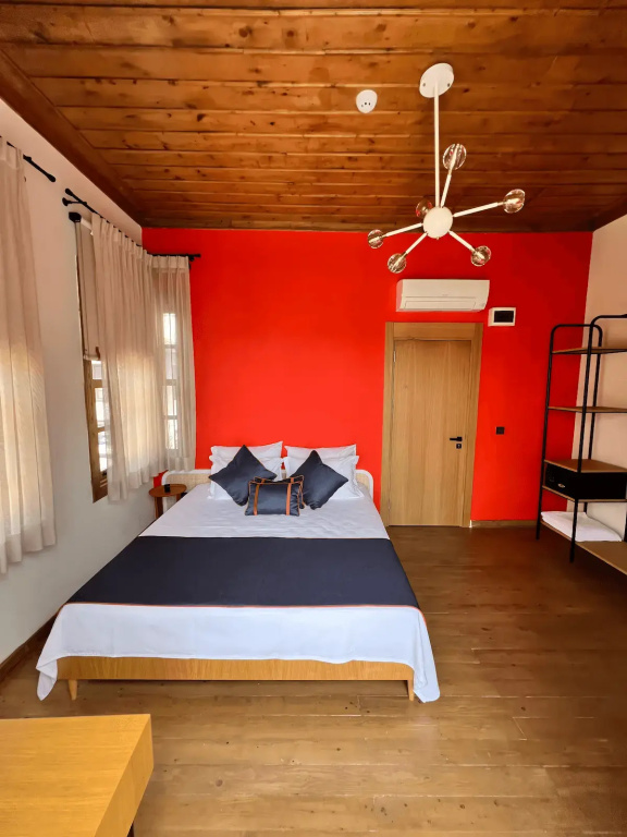 Connection room