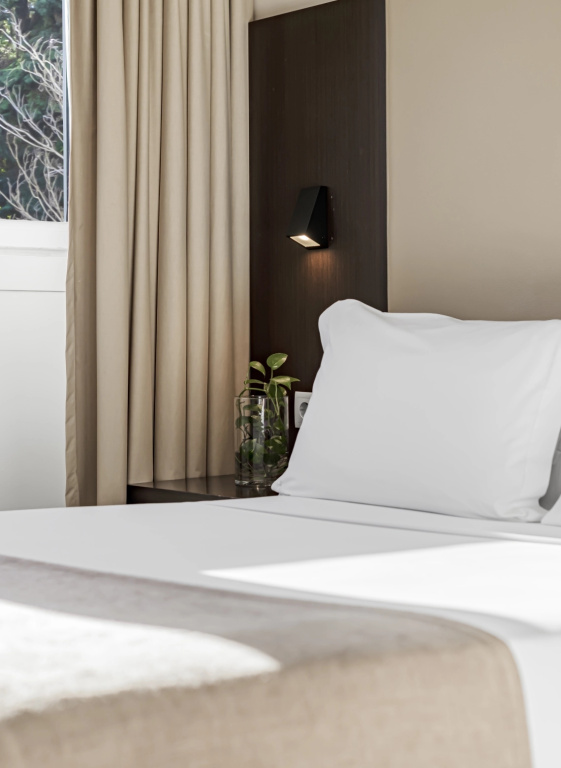 Superior Double Suite (full double bed)