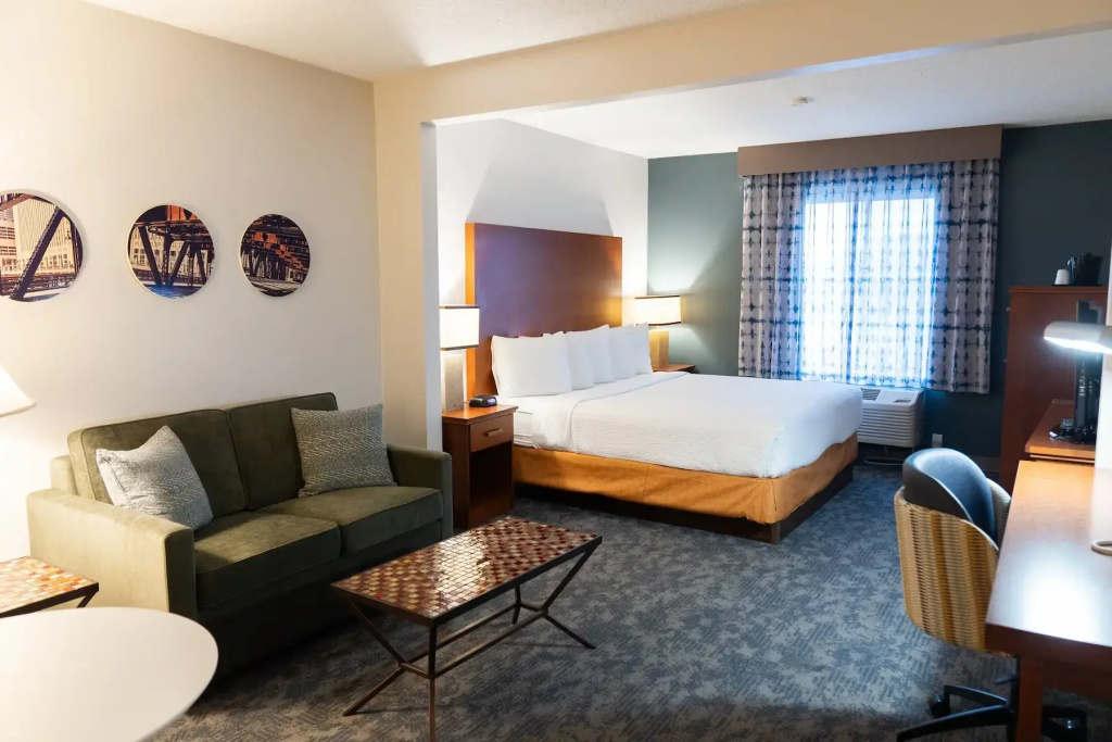 La Quinta Inn & Suites by Wyndham Bannockburn-Deerfield - Chambres