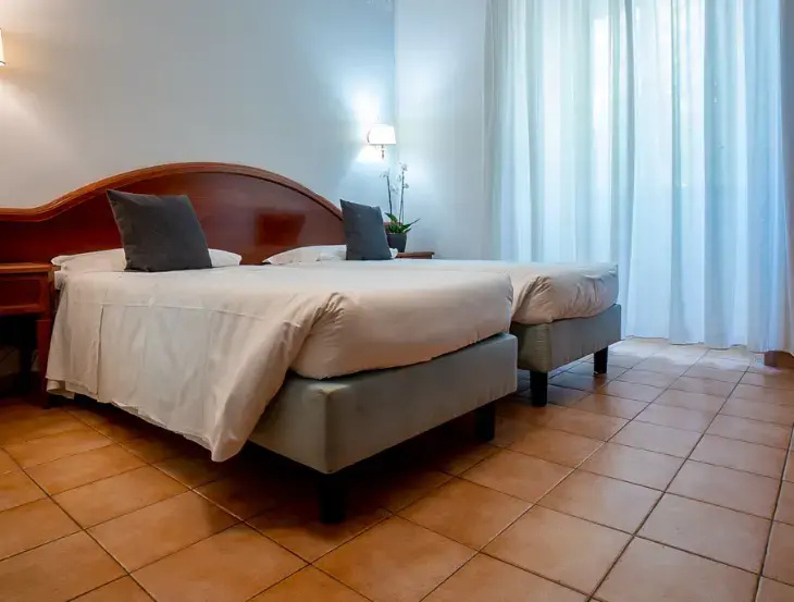 Double room (twin beds)