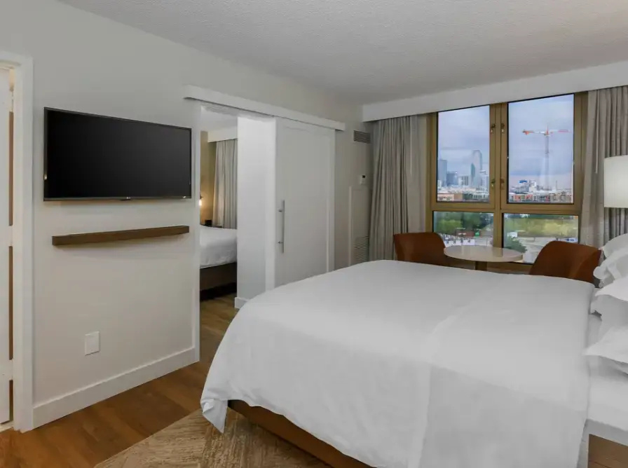 Sheraton Suites Market Center Dallas - Chambres