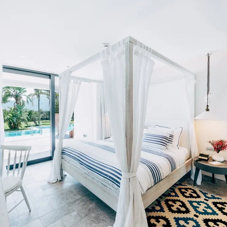 Presidential Pool Access Double Suite (full double bed)