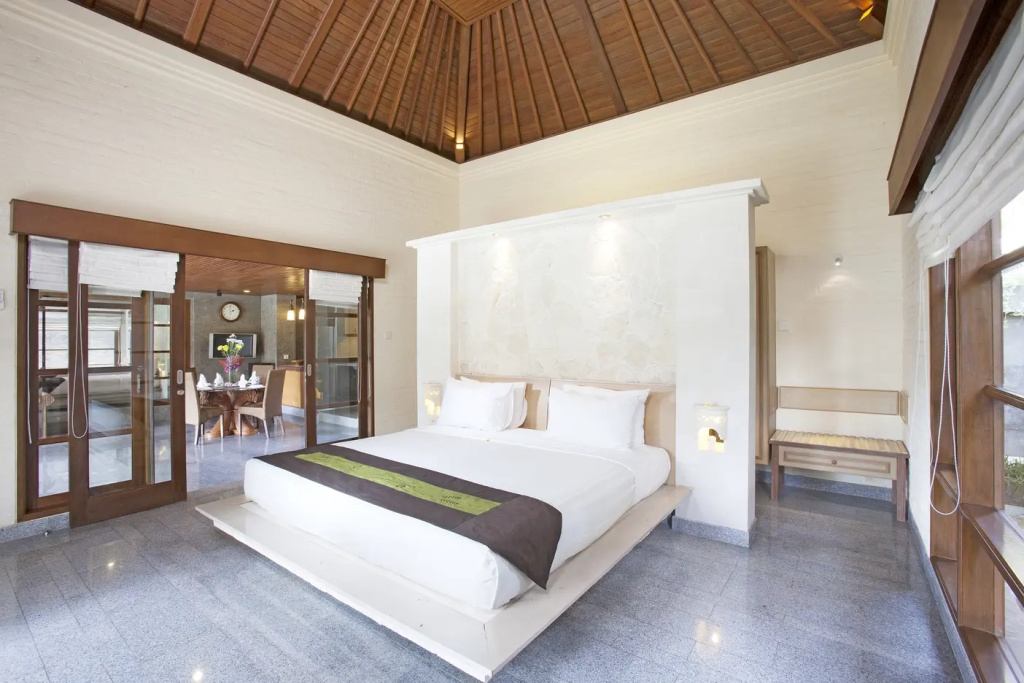 2 Bedrooms Grand Pool Villa