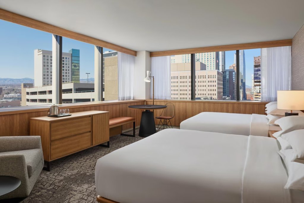 1 Bedroom Executive Double Suite twin beds