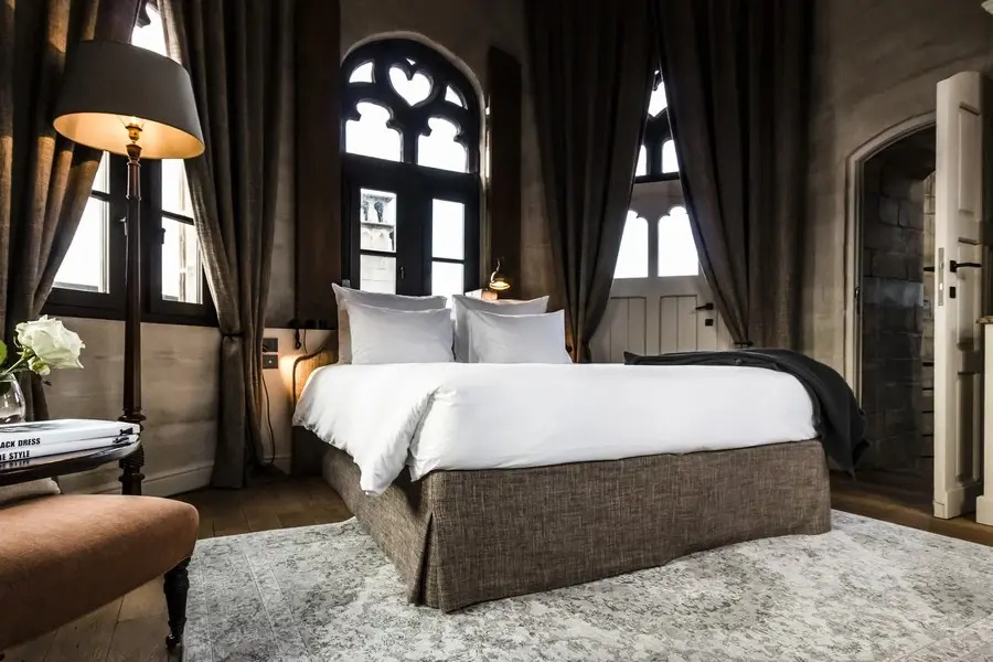 Tower Double Suite (full double bed)