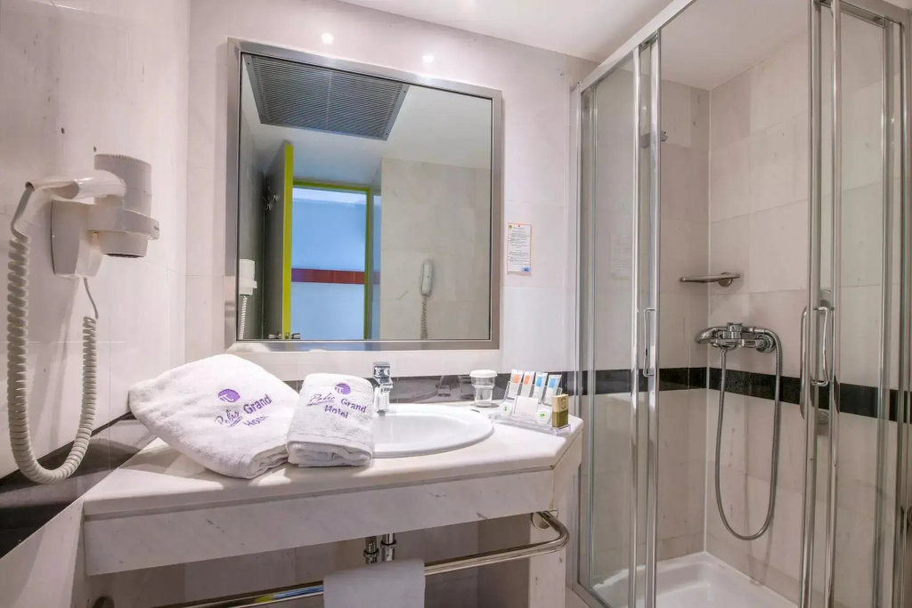 Polis Grand Hotel - Chambres