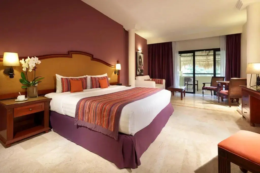Family Selection Double Junior Suite with garden view (full double bed)