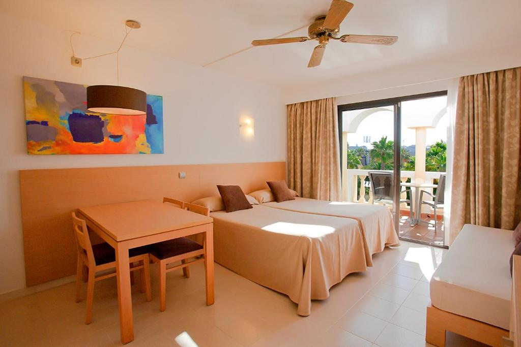 Hipotels Mediterraneo Club - Chambres