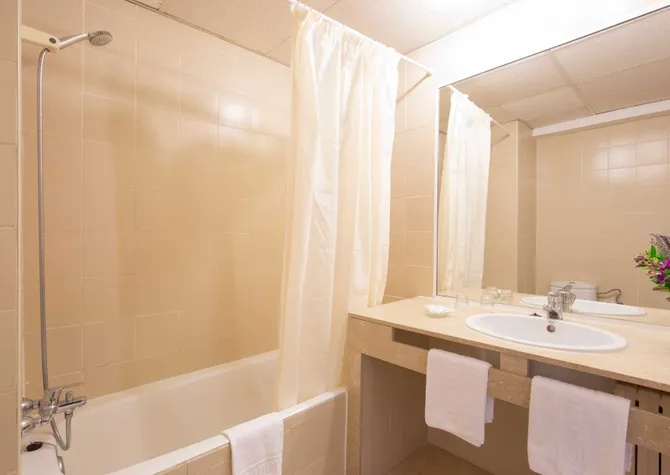 Hotel Tora - Chambres