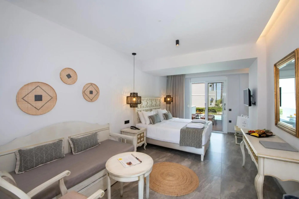 Double Suite (full double bed)