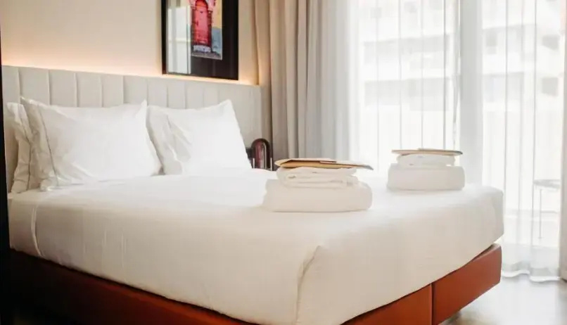 Double room with balcony (full double bed)