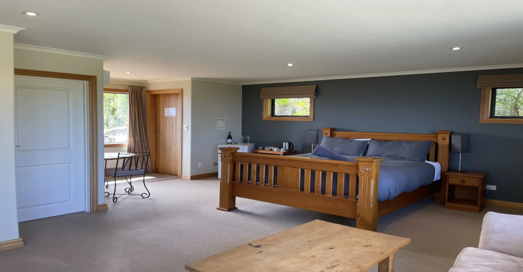 Harris Suite