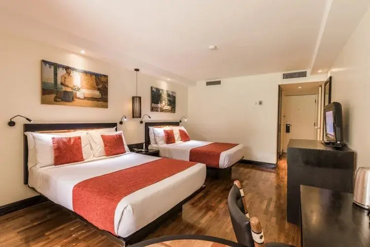 Superior Quadruple room with garden view