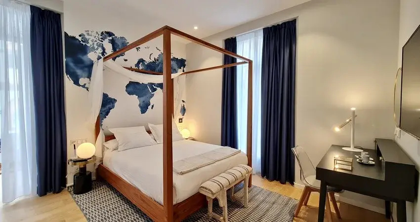 Gallery Double room (full double bed)