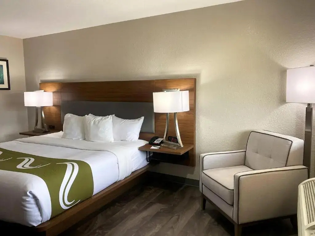 Отель SureStay Plus by Best Western Alamogordo White Sands — фото 2