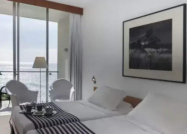 Estalagem Single room with sea view