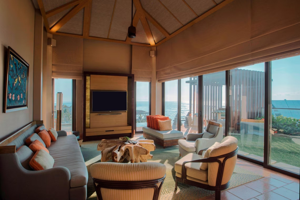 The Sky Villa 2 Schlafzimmer mit Balkon und mit Meerblick, Bild 2 von 5