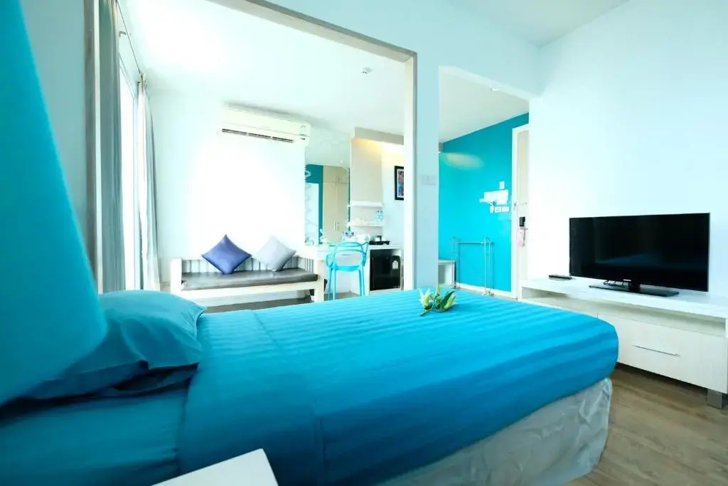 One Bed Double room (full double bed)