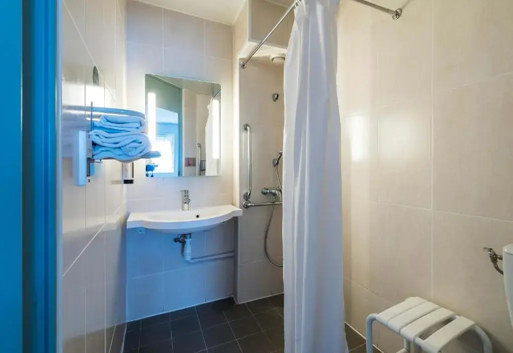 Hotel photo 11