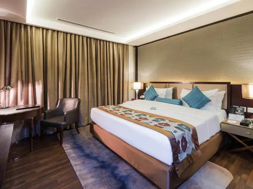 Double Junior Suite (full double bed)