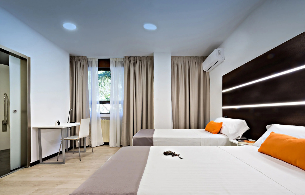 Double room (twin beds)
