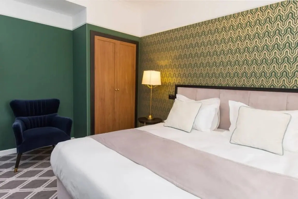 Altay Hotel Room Type - Double Suite with balcony full double bed