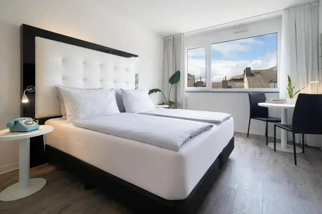 The INNSiDE Premium Double room (full double bed)