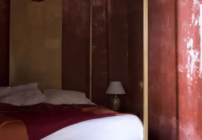 Orange Double Suite (full double bed)