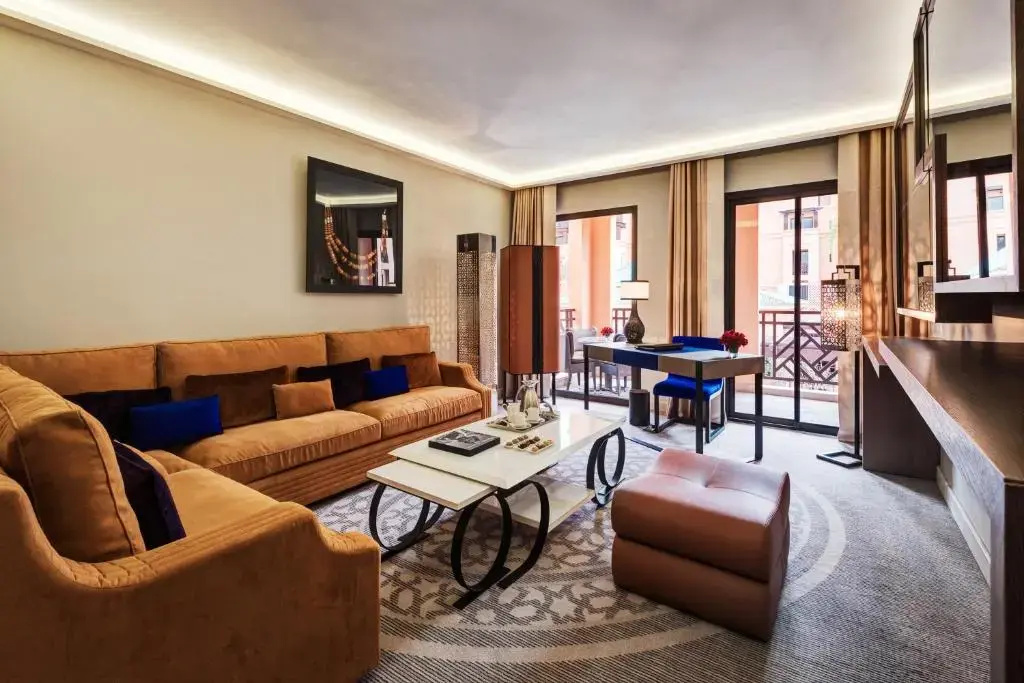 Double Junior Suite (full double bed)