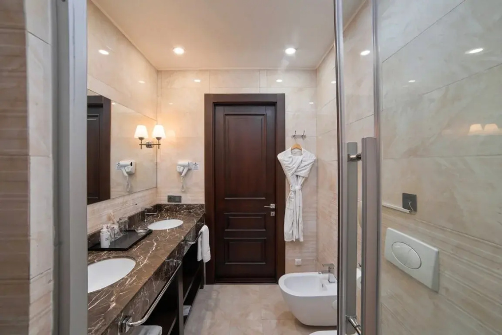 Ambassador Hotel - Chambres