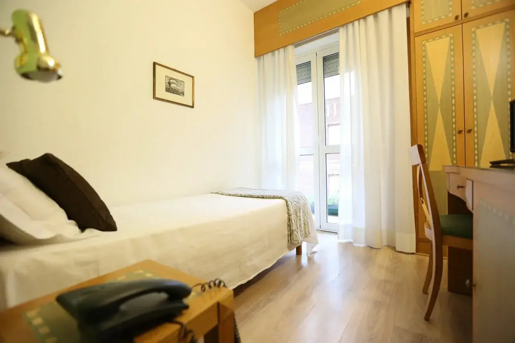 Hotel Touring Pisa - Chambres