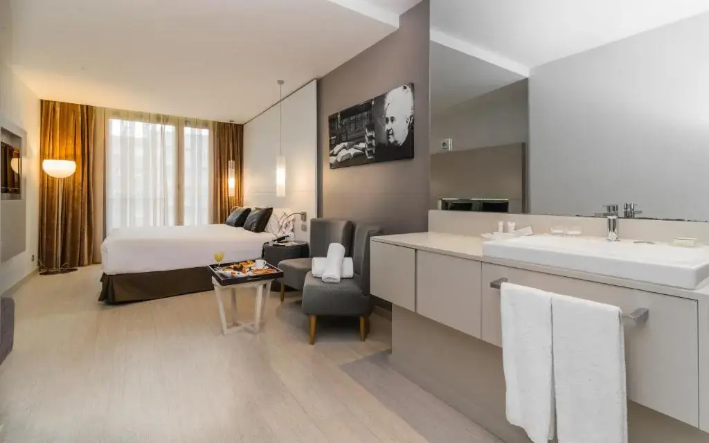 Superior Deluxe Double room (twin beds)