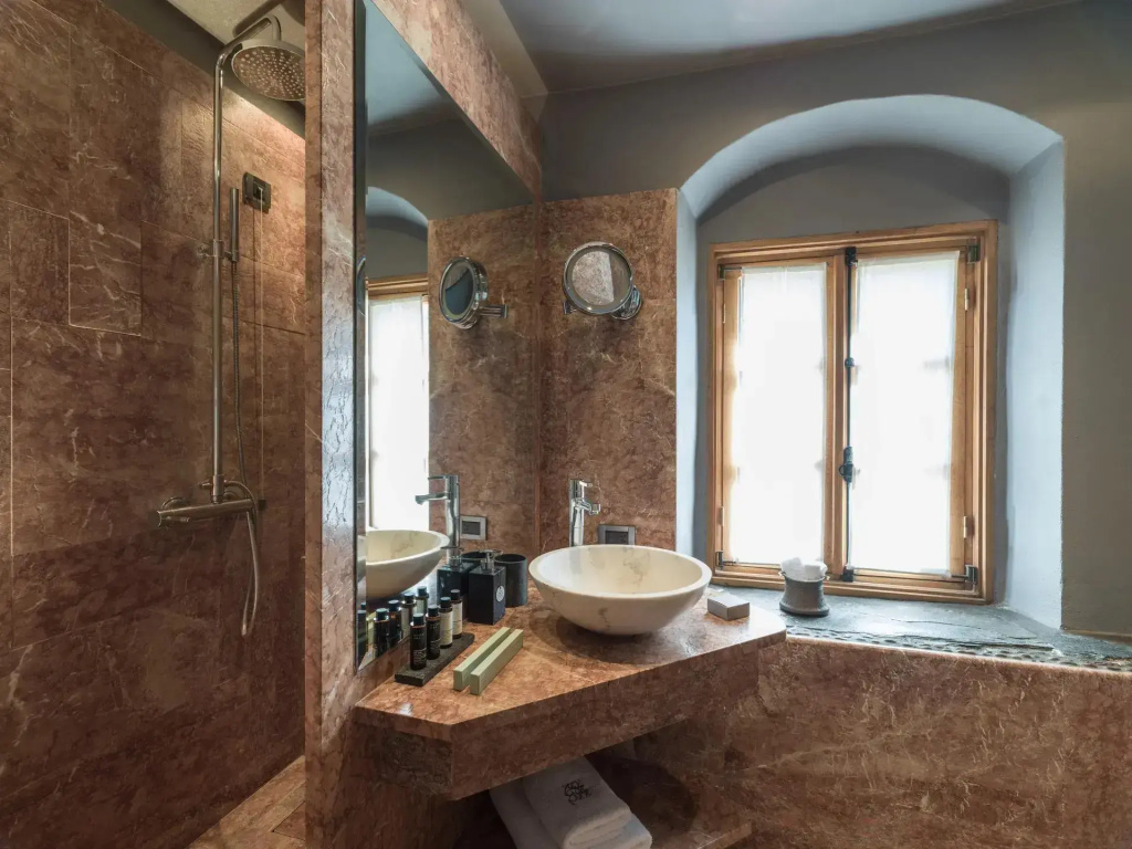 Kinsterna Hotel - Chambres