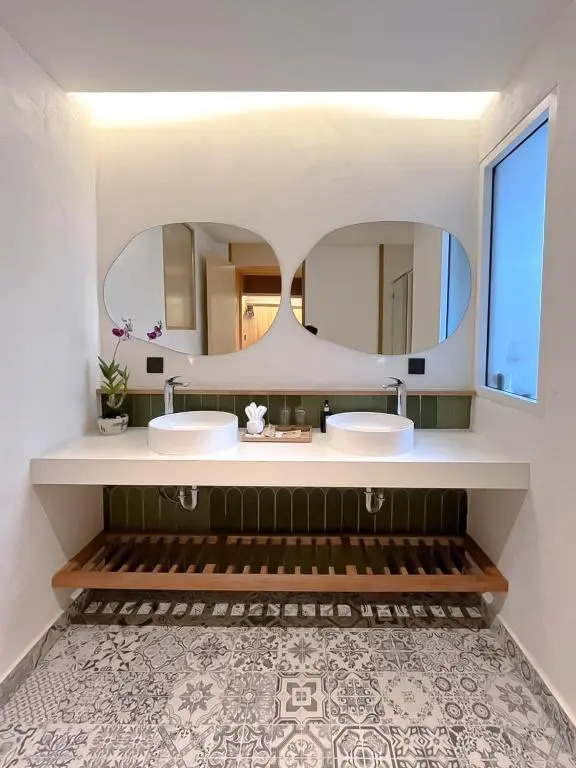 Двухместный люкс c 1 комнатой двуспальная кровать в Peach Hill Resort
