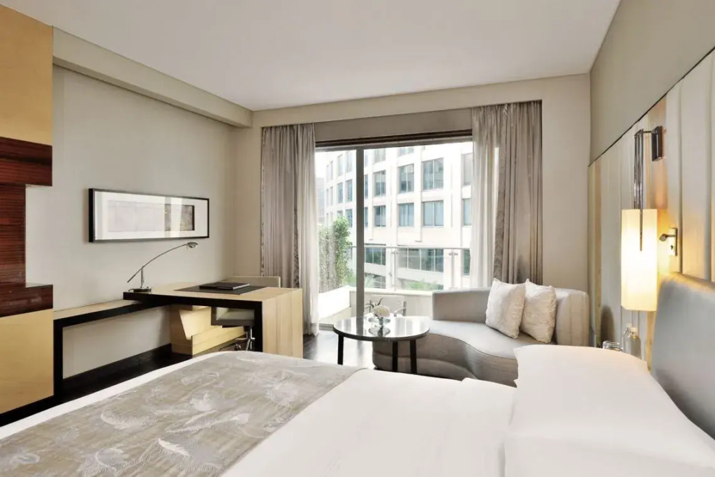 Club Lounge Access Double room (full double bed) (bed type is subject to availability)