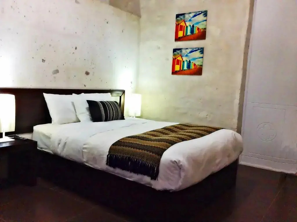 Standard Double room (full double bed)