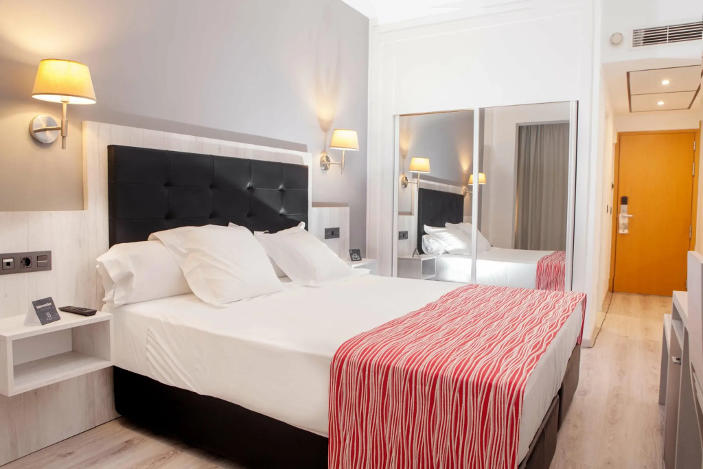 Double room (twin beds)