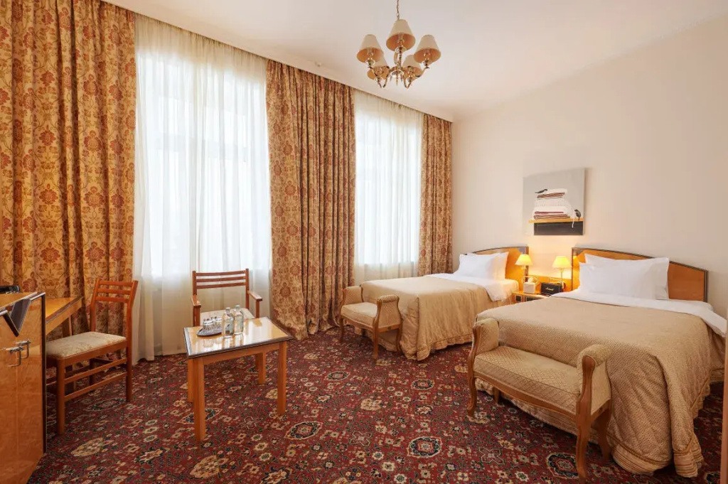 Marco Polo by Moss Hospitality Hotel Room Type - Double Deluxe room twin beds