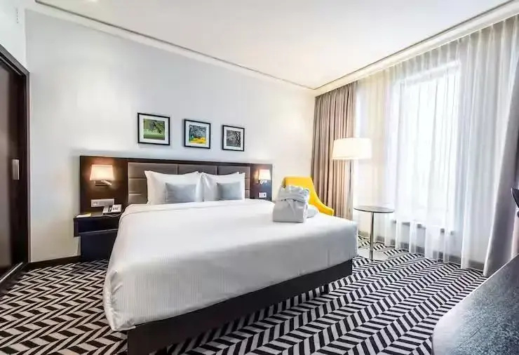 1 Bedroom Superior Double Suite full double bed