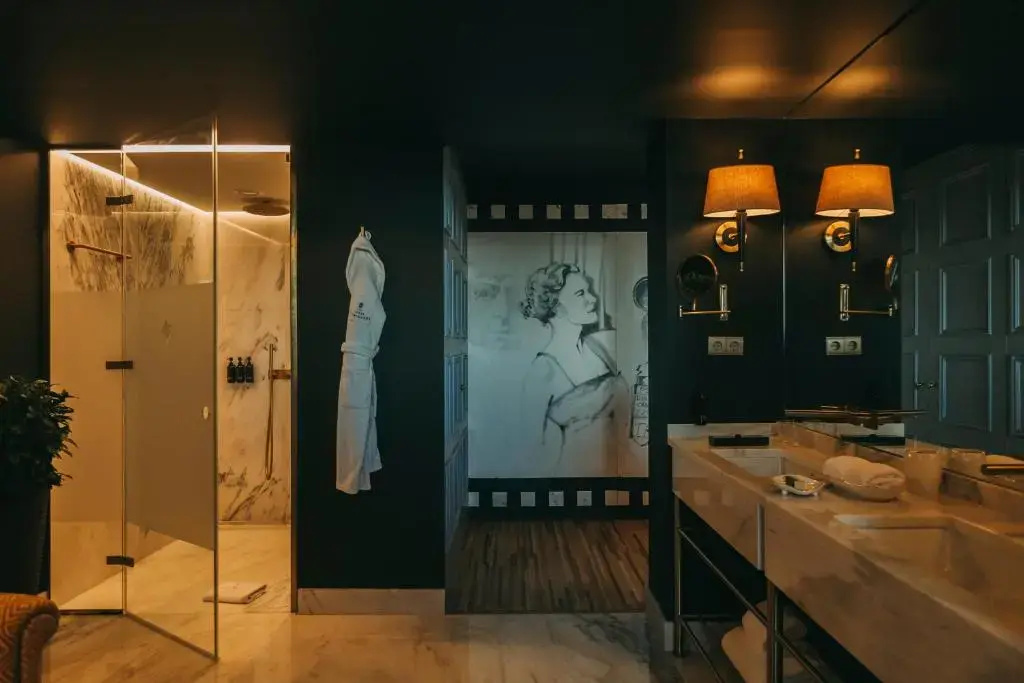 Hotel Torel Avantgarde image General