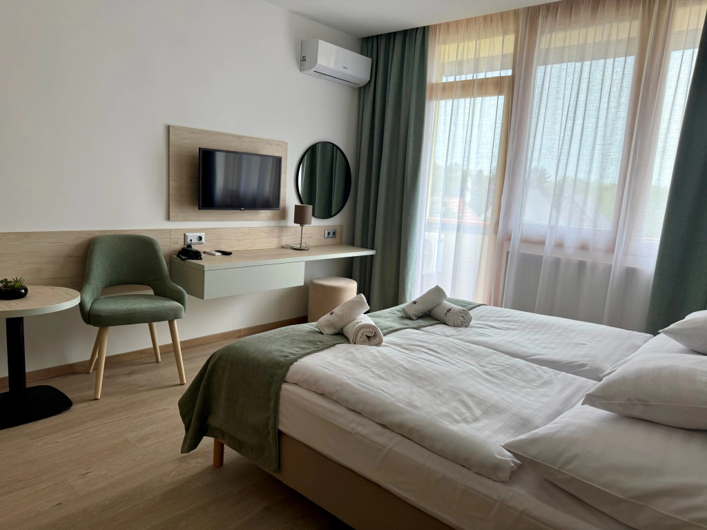 Hotel photo 12