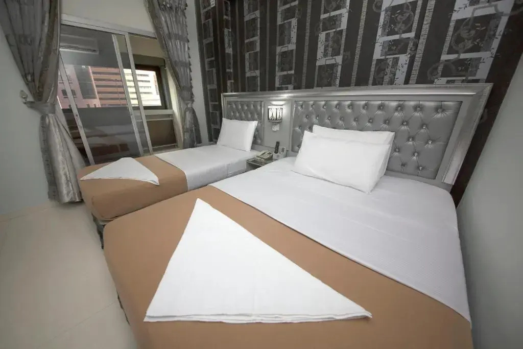 Family Triple room