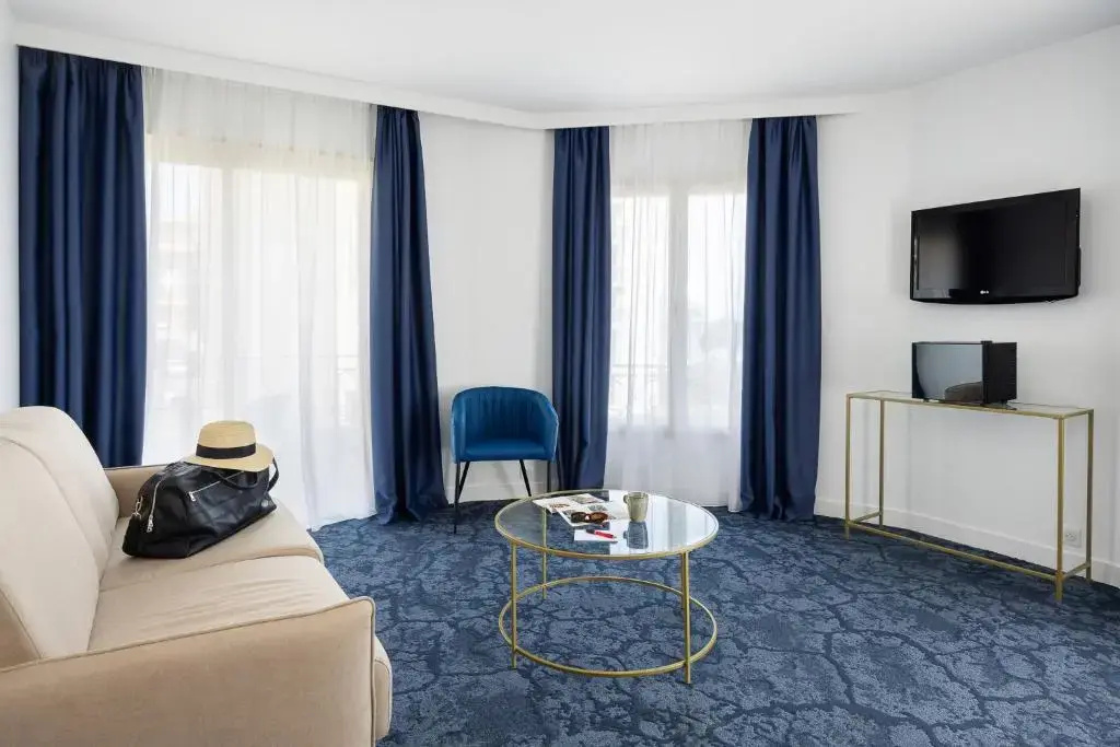 Hotel photo 13