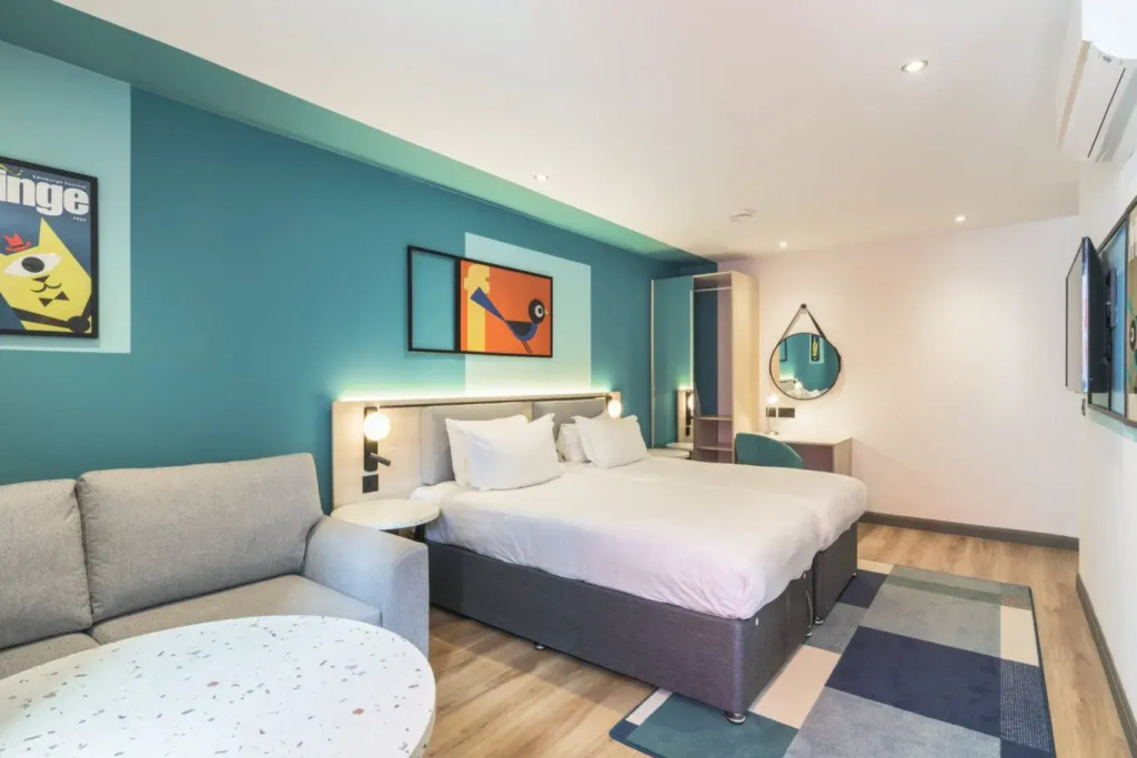 Holyrood Aparthotel - Chambres