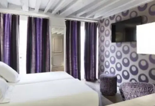 Connected room