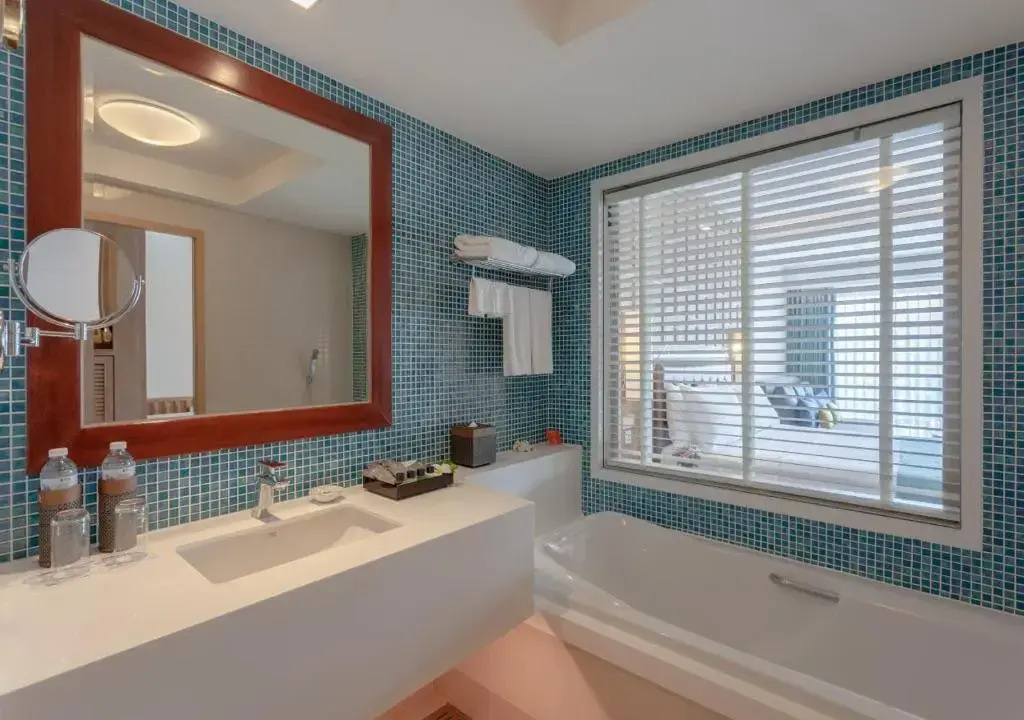 Diamond Cliff Resort & Spa, Patong Beach - Chambres