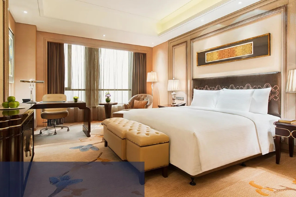 Deluxe Hollywood room