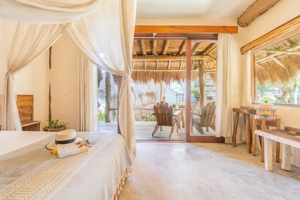 Beach Level Double Junior Suite with garden view (full double bed)