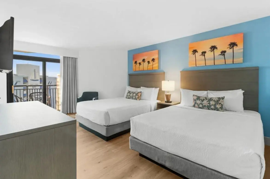 1 Bedroom South Tower Deluxe Condo with partial ocean view