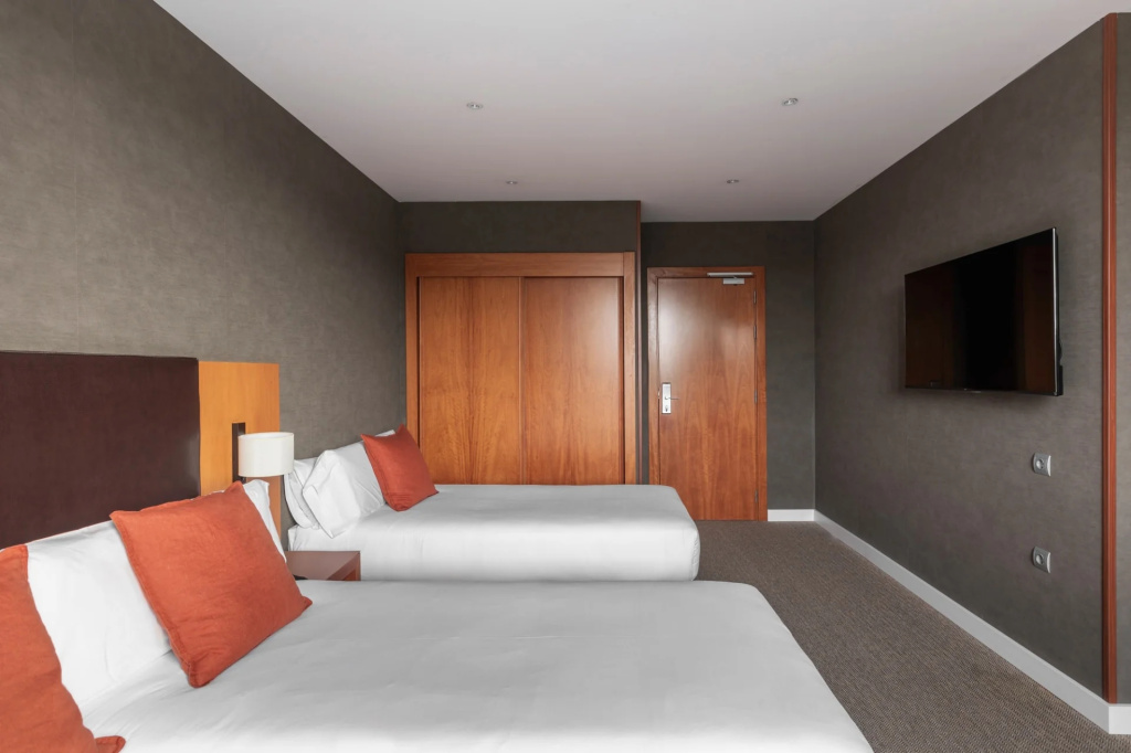 Hotel Acta Sant Just - Chambres